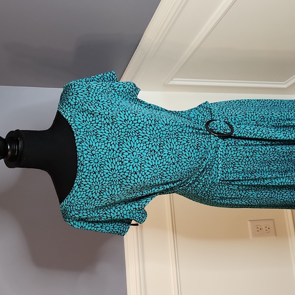 Vintage Black and Teal Floral Dress - Picture 3 of 7